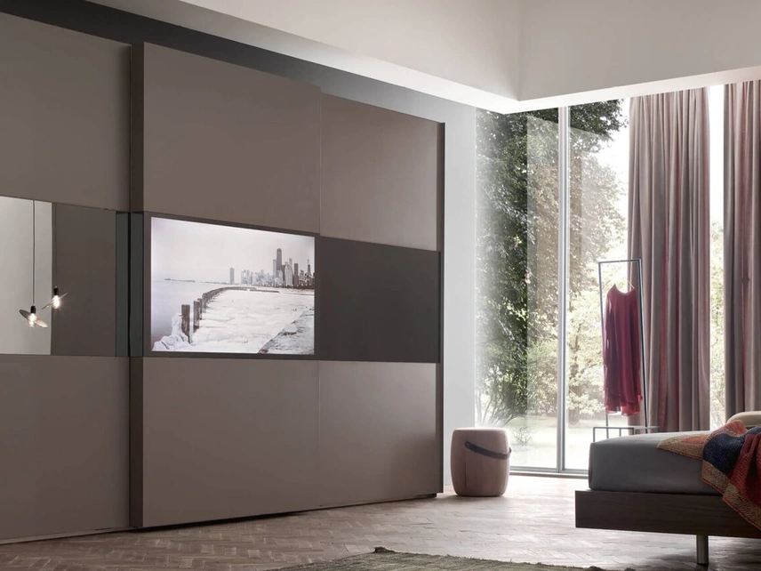 Armadio con TV Planblog3 di Maronese