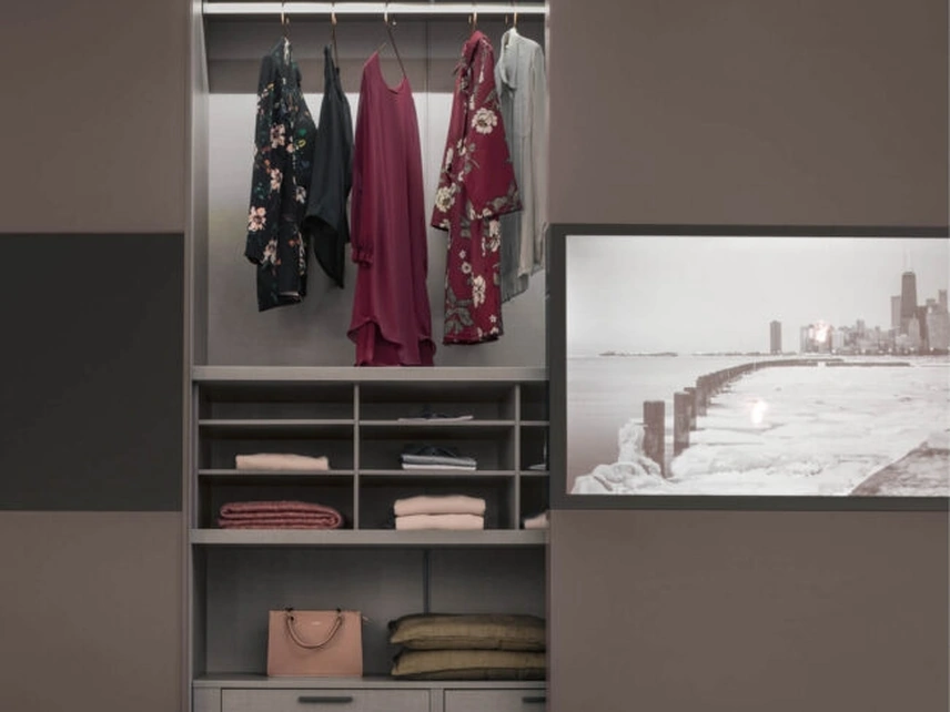 Armadio con TV Planblog3 di Maronese