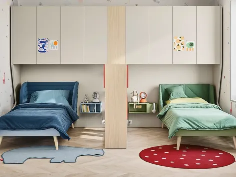 Cameretta a ponte con due letti in nicchie separate Kids space 22 in melaminico di Nidi