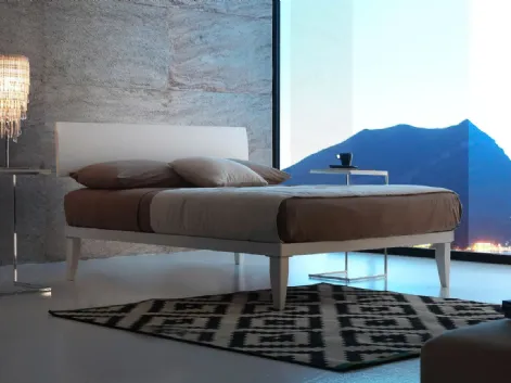 Letto matrimoniale in melaminico con testiera Niky Legno di Ergogreen