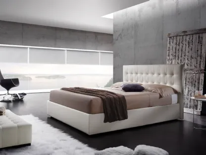 Letto in pelle dal design elegante Sirius di Fabbri Salotti