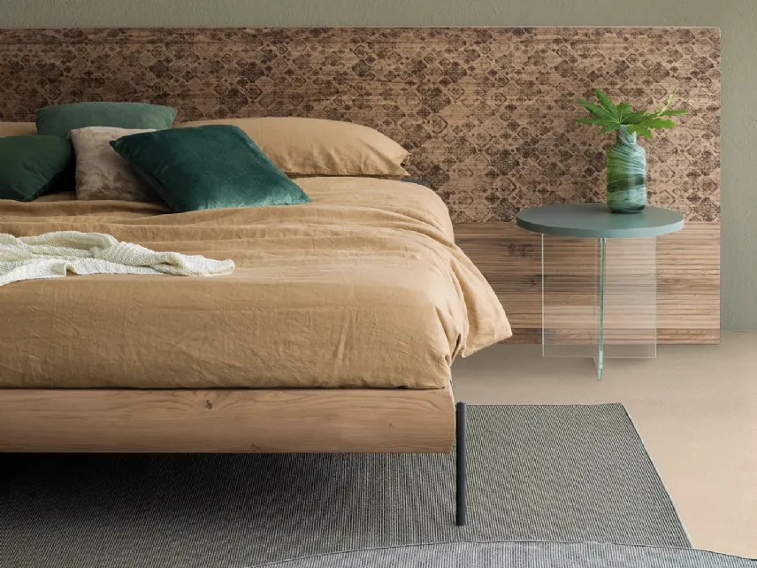 Letto Zen Elegance Grey con testiera decorata di Devina Nais