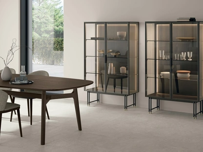 Madia Joyce con ante in vetro di Tomasella