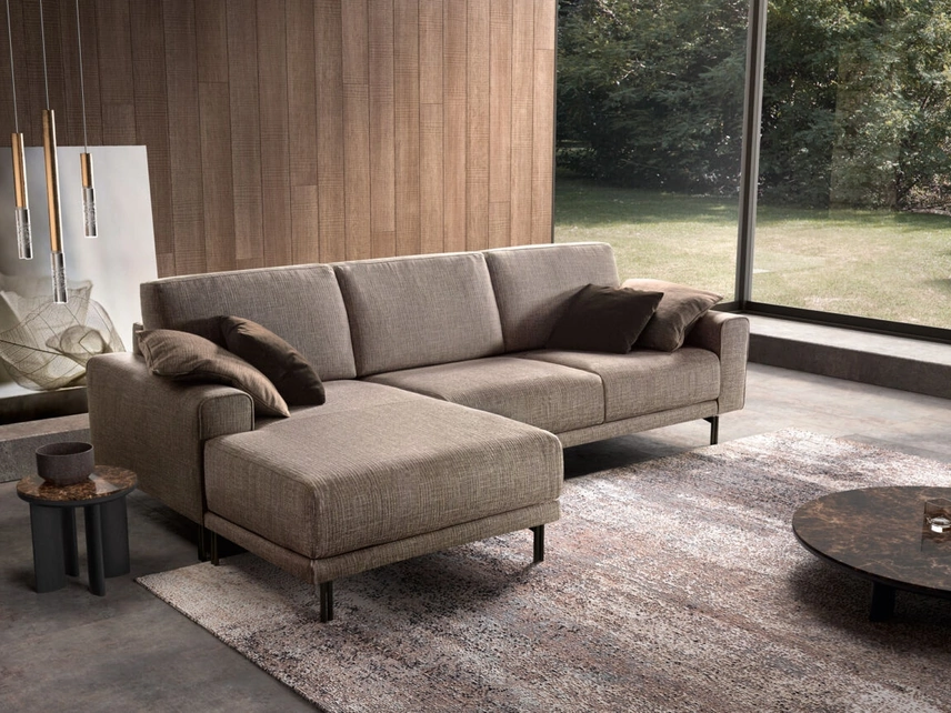 Divano con penisola Glamour di Rizzetto