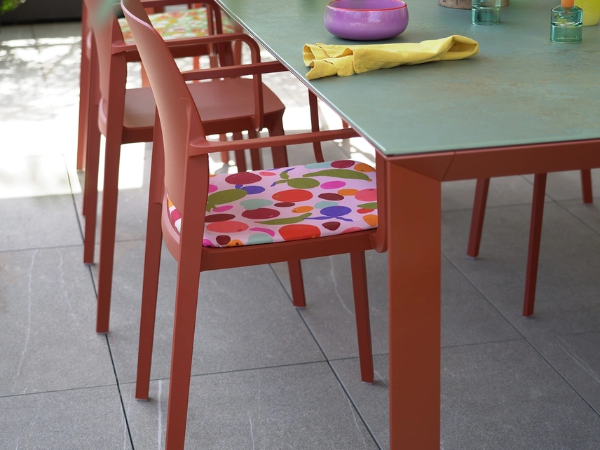 Sedia Tipa Ika Jane di Pointhouse