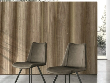 Sedia Zenda in ecopelle vintage di Sedit