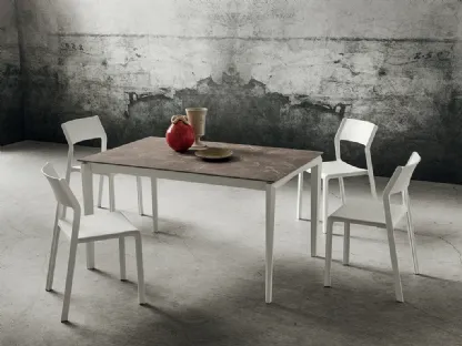 Tavolo da cucina con struttura in legno Bill di La Primavera